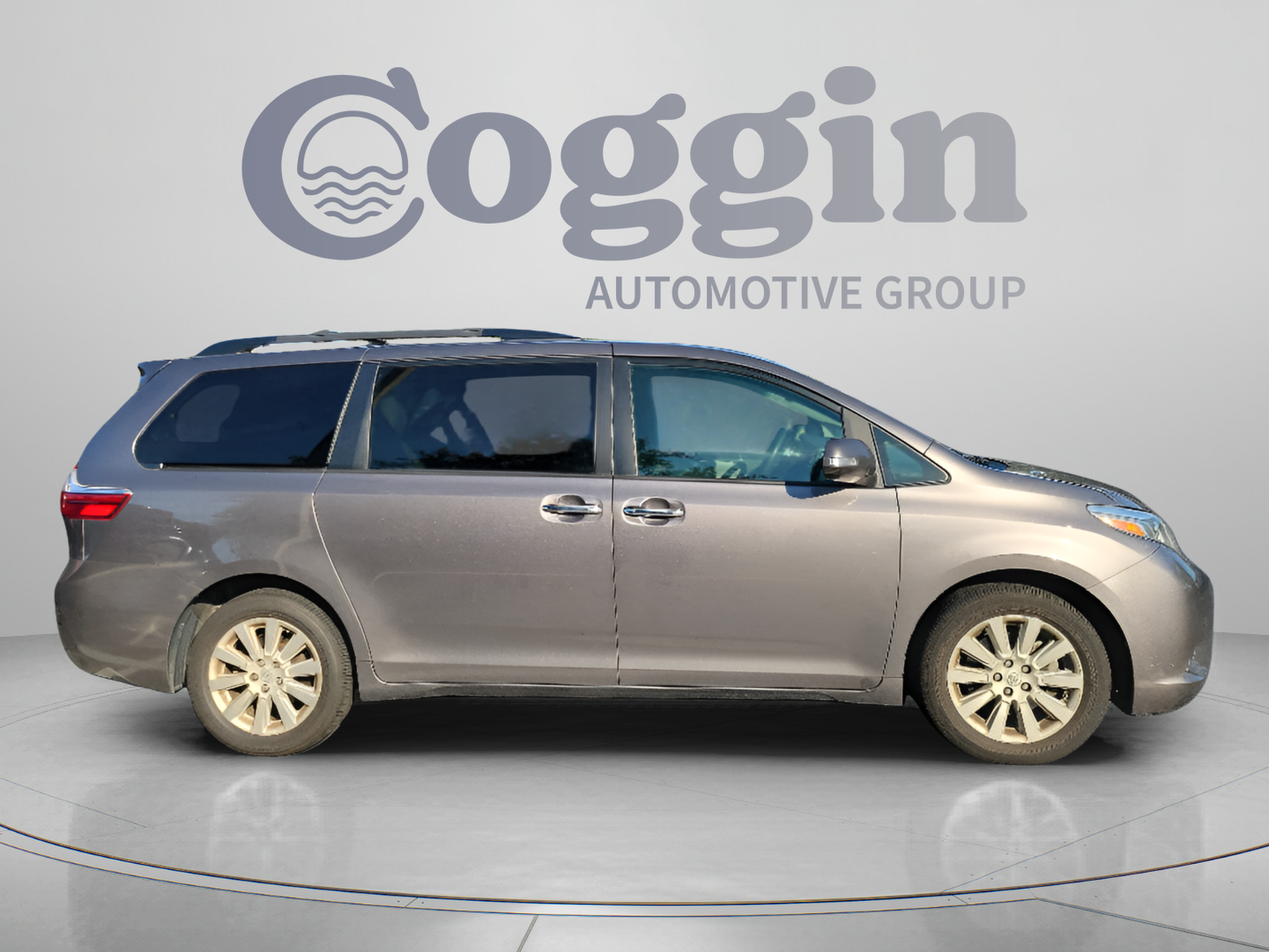 Used 2015 Toyota Sienna Limited Premium AWD/4WD image 5