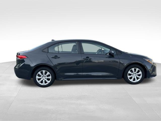 Used 2024 Toyota Corolla LE FWD image 11