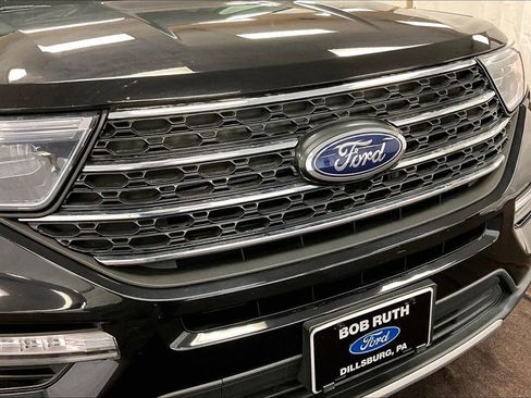 Certified 2023 Ford Explorer XLT w/ Equipment Group 202A image 30