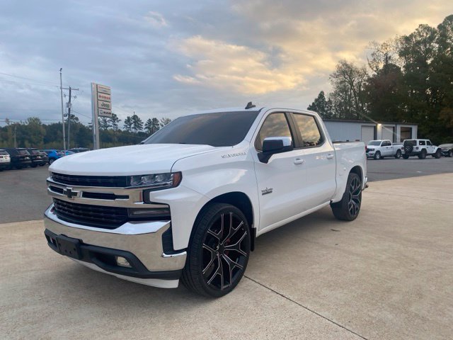 Used 2019 Chevrolet Silverado 1500 LT w/ Texas Edition RWD image 2