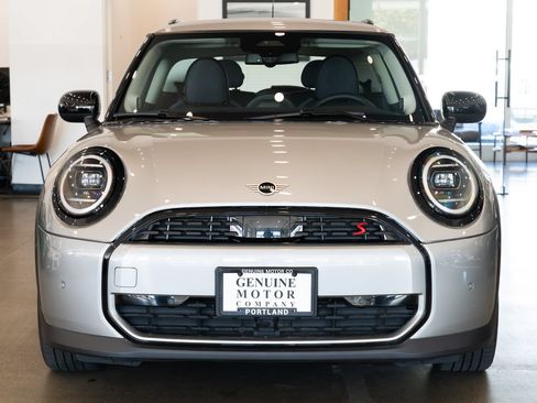 Used 2025 MINI Cooper S FWD image 2