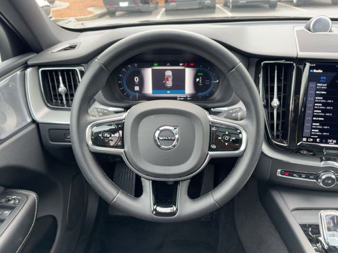 Used 2023 Volvo XC60 T8 Polestar image 26