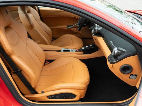 Used 2017 Ferrari F12 Berlinetta RWD image 27