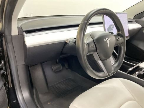 Used 2018 Tesla Model 3 Long Range image 2