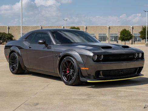 Used 2023 Dodge Challenger SRT Hellcat RWD image 22