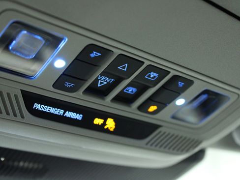 Used 2025 Ford Explorer Active w/ Active Comfort Package image 25