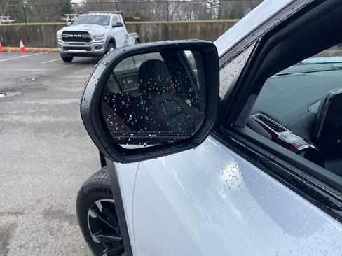 New 2026 Chevrolet Equinox RS w/ Convenience Package III image 6