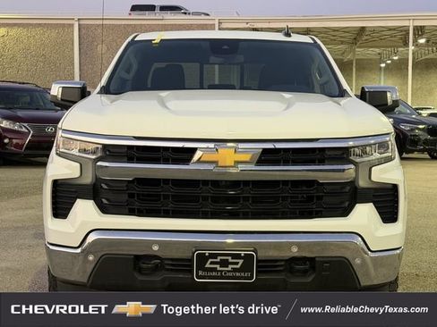 Used 2025 Chevrolet Silverado 1500 LT w/ Safety Package AWD/4WD image 8