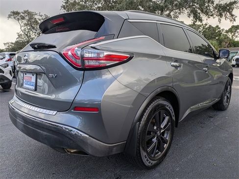 Used 2018 Nissan Murano SV w/ Premium Package image 4
