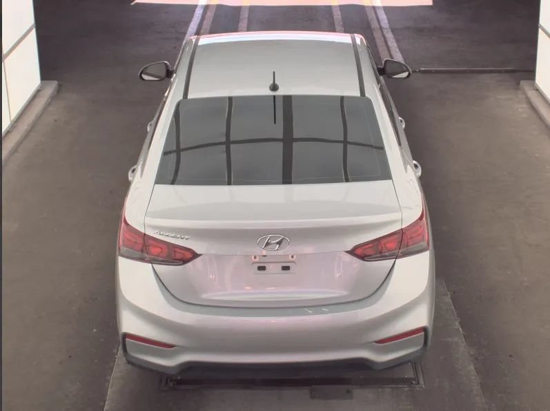 Used 2021 Hyundai Accent SE FWD image 4