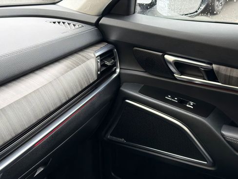 Used 2025 Kia Telluride SX Prestige image 33