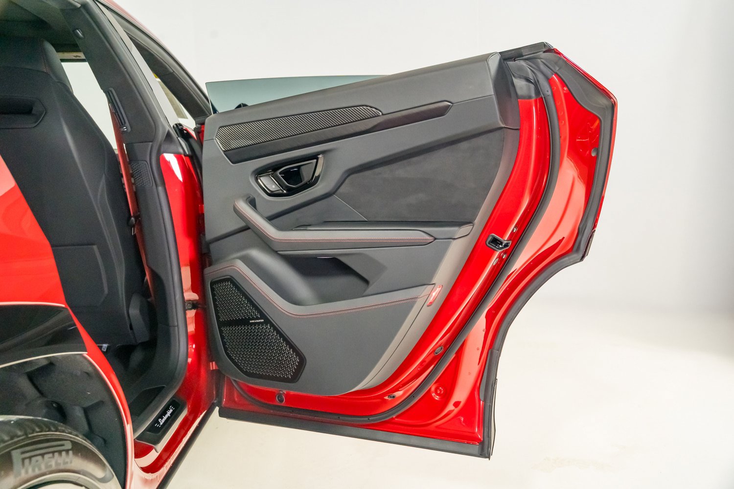 Used 2023 Lamborghini Urus S AWD/4WD image 33