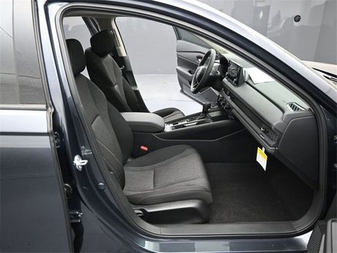 New 2025 Honda Accord SE image 10