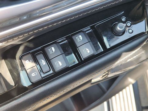 Used 2022 Jeep Wagoneer Series III w/ Premium Group I RWD image 24
