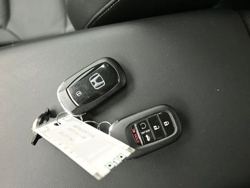 Used 2023 Honda Accord EX-L image 9