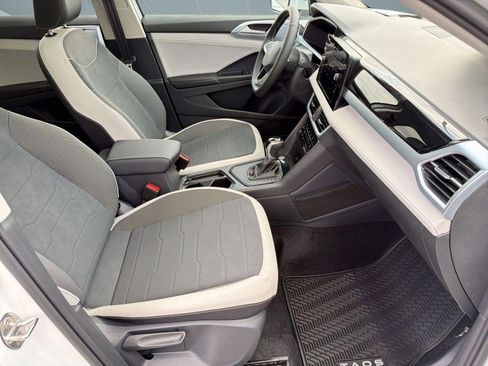 New 2026 Volkswagen Taos SE FWD image 30