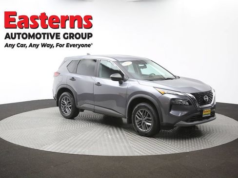 Used 2023 Nissan Rogue S AWD/4WD image 49