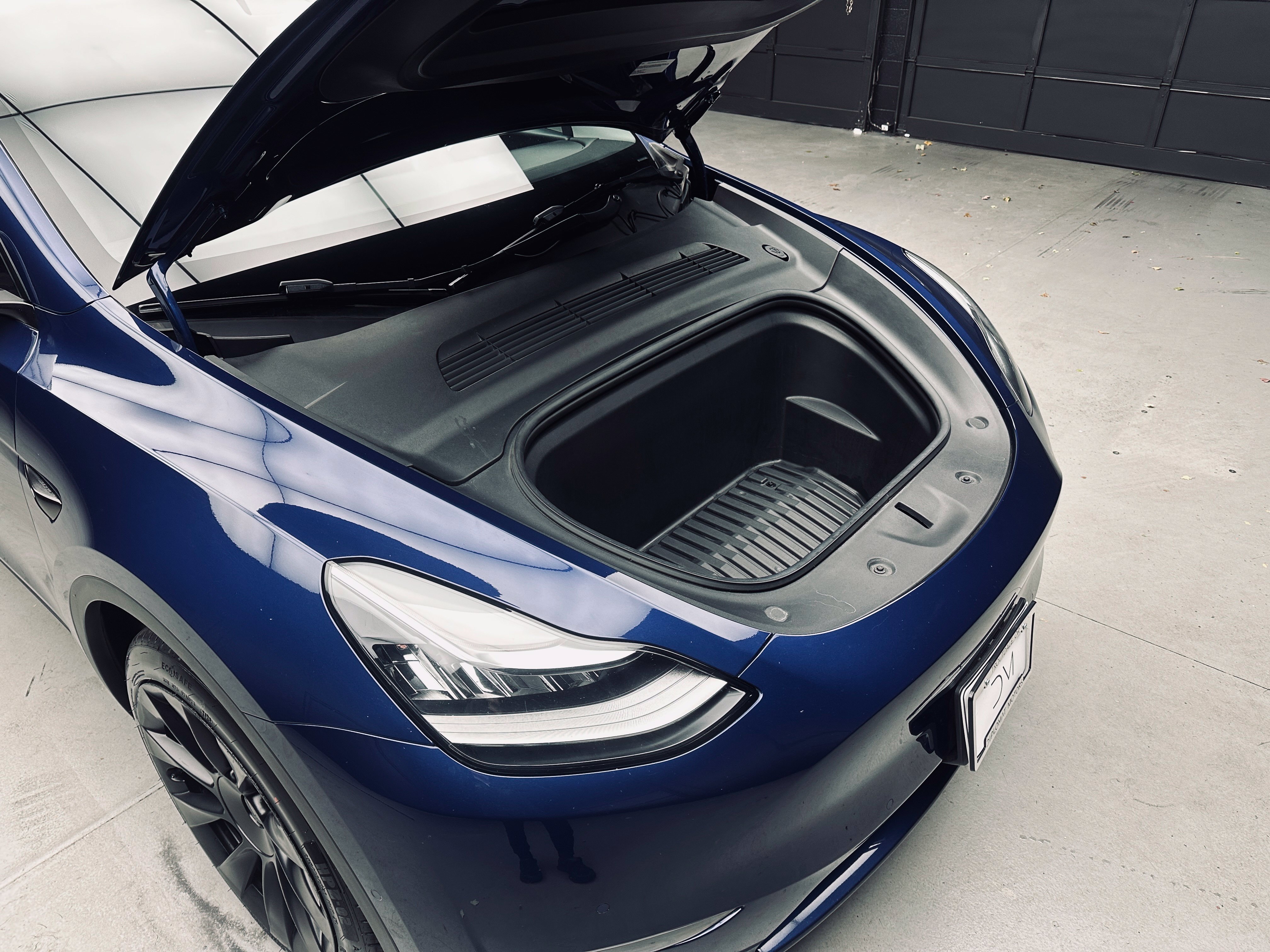 Used 2022 Tesla Model Y Long Range AWD/4WD image 36