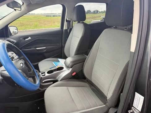 Used 2016 Ford Escape SE w/ Equipment Group 201A FWD image 13