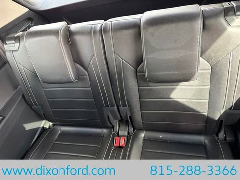 Used 2022 Volkswagen Atlas SEL Premium R-Line AWD/4WD image 25