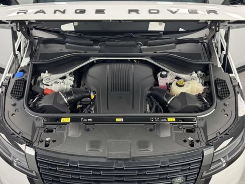 Used 2024 Land Rover Range Rover Long Wheelbase Autobiography AWD/4WD image 19