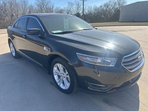 Used 2015 Ford Taurus SEL w/ Equipment Group 201A image 7