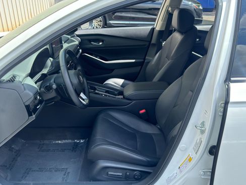 Used 2023 Honda Accord Touring image 16