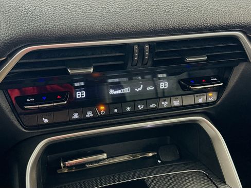 Used 2025 MAZDA CX-90 3.3 Turbo w/ Preferred Package image 17