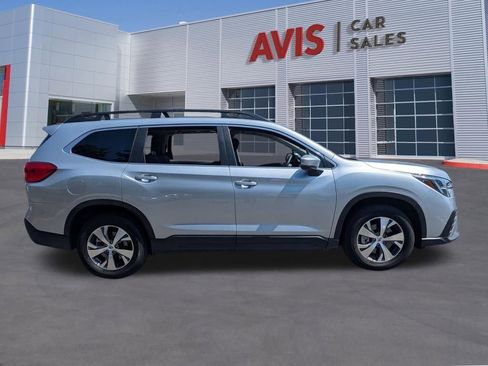 Used 2025 Subaru Ascent Premium AWD/4WD image 5