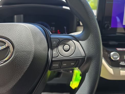 New 2026 Toyota Corolla LE FWD image 17