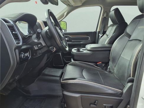 Used 2024 RAM 2500 Laramie image 12