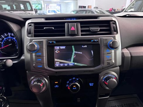 Used 2016 Toyota 4Runner SR5 Premium RWD image 24
