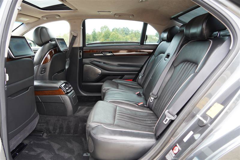 Used 2019 Genesis G90 5.0 Ultimate RWD image 81