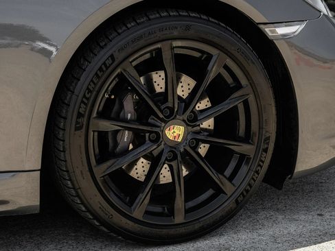 Used 2019 Porsche 718 Boxster RWD image 61
