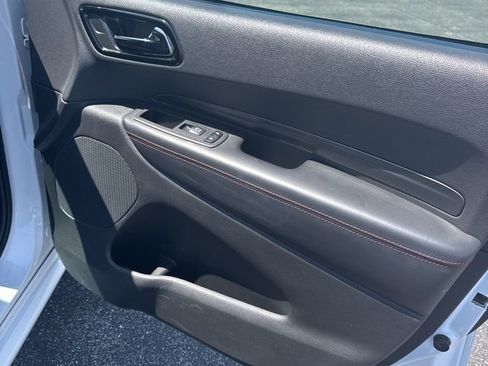 Used 2024 Dodge Durango GT RWD image 46