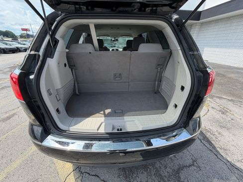 Used 2017 Buick Enclave Convenience FWD image 29