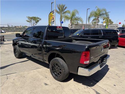 Used 2019 RAM 1500 Classic SLT w/ Luxury Group AWD/4WD image 11