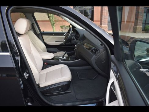 Used 2016 BMW X3 xDrive28i w/ Premium Package image 34