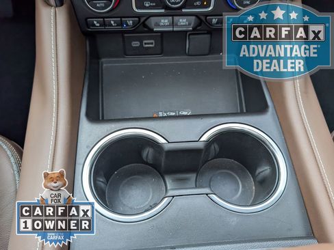 Used 2024 Chevrolet Tahoe High Country AWD/4WD image 12