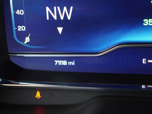 Certified 2022 Chevrolet Suburban Z71 image 38