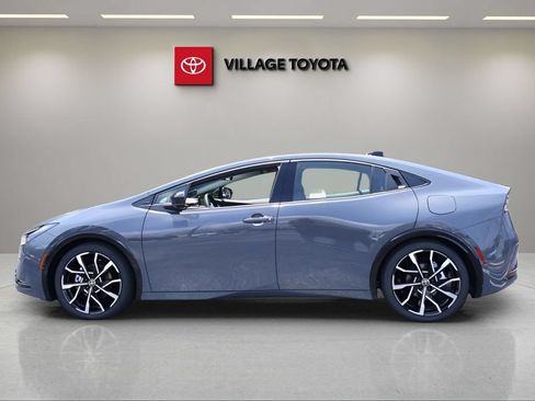 New 2026 Toyota Prius Plug-In Hybrid FWD image 2