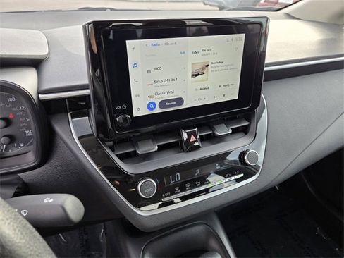 Used 2023 Toyota Corolla LE image 26