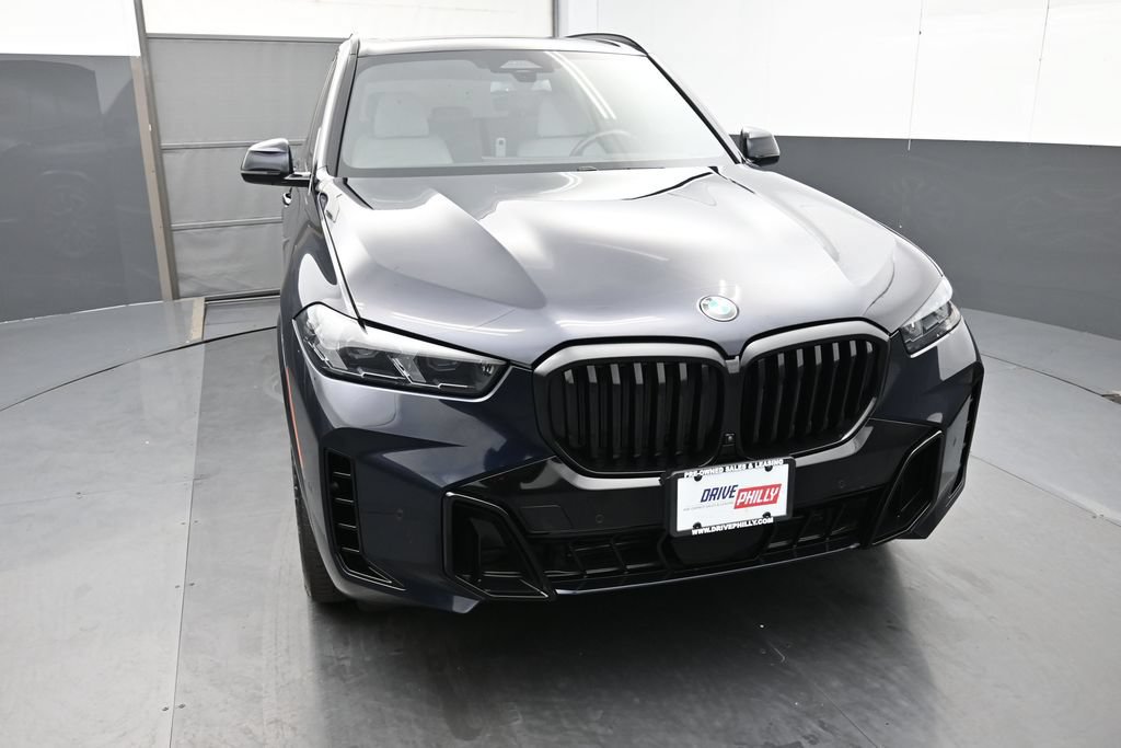 Used 2024 BMW X5 xDrive40i w/ Executive Package AWD/4WD image 2