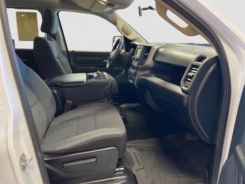 Used 2021 RAM 1500 Tradesman w/ SXT Appearance Group image 16