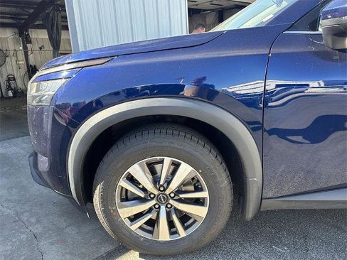 Certified 2022 Nissan Pathfinder SL w/ Cargo Package image 16