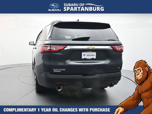 Used 2018 Chevrolet Traverse LT FWD image 7