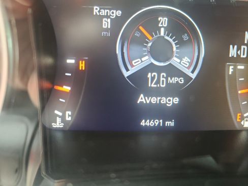 Used 2019 Dodge Challenger SXT RWD image 24