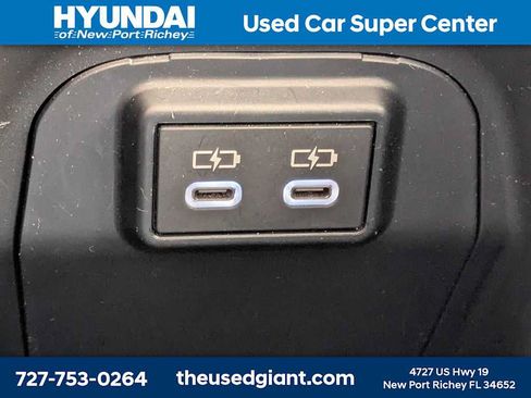 Used 2024 Toyota RAV4 AWD Hybrid image 29