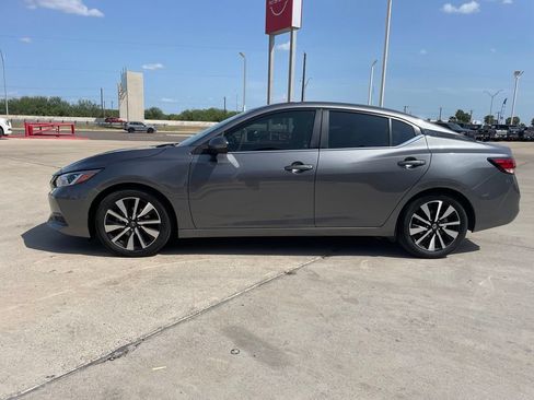 Certified 2023 Nissan Sentra SV w/ SV Premium Package FWD image 4