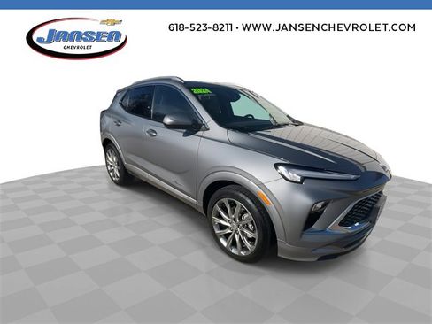 Used 2024 Buick Encore GX Avenir image 2